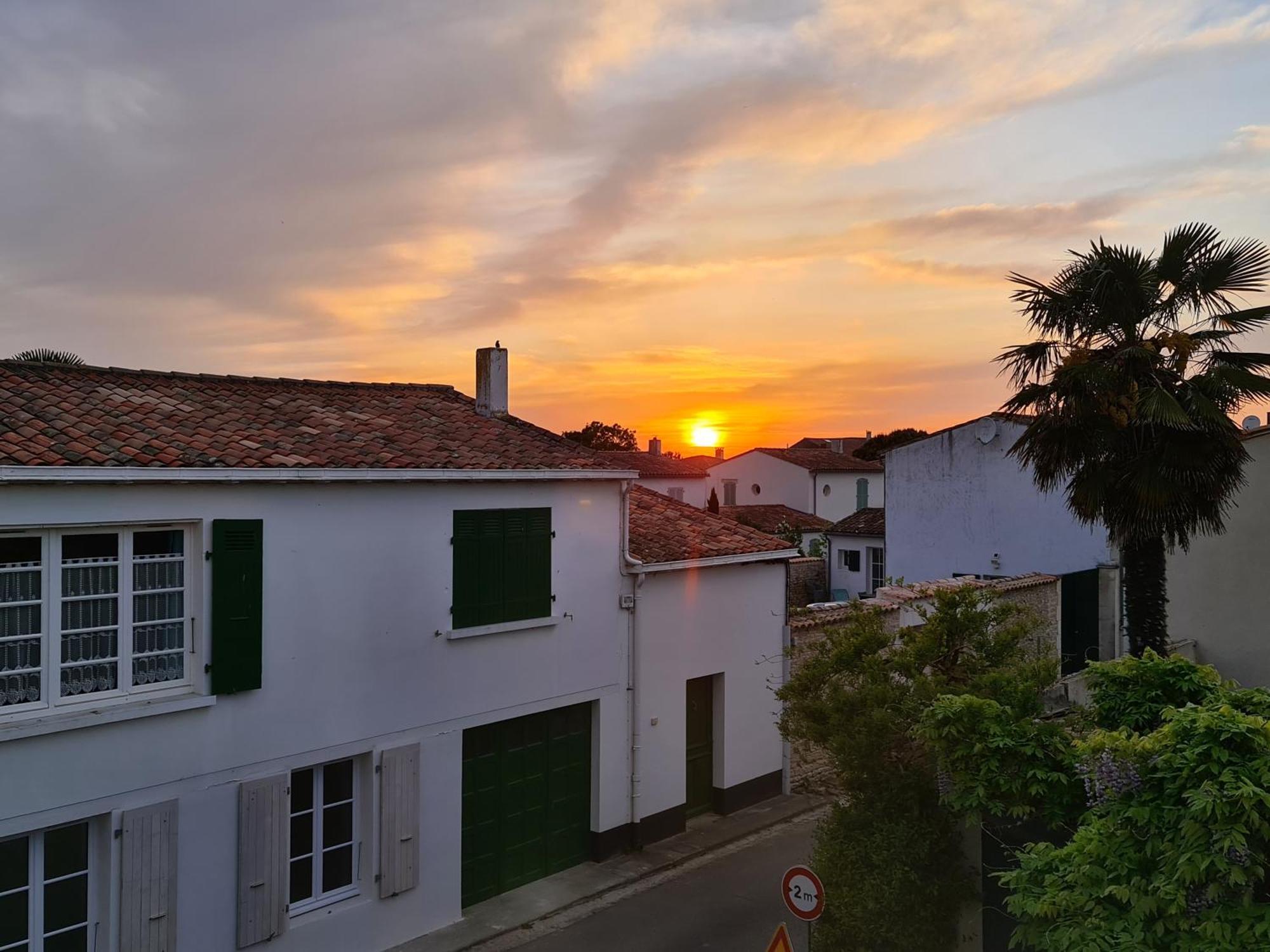 Appartement 91 Palais Des Gouverneurs Saint-Martin-de-Re ภายนอก รูปภาพ